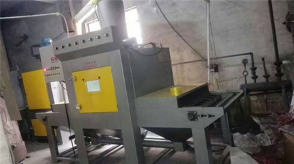 镜片喷砂机的应用与红海玻璃镜片喷砂机介绍